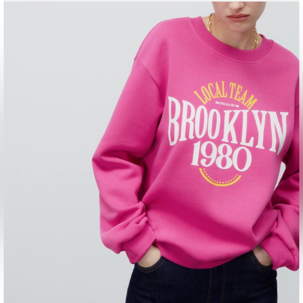 🔥🔥Zara fuschia pink brooklyn logo sweatshirt large
